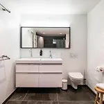 Churchill 2br By Daniel&jacob's