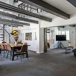 Churchill 2br By Daniel&jacob's *