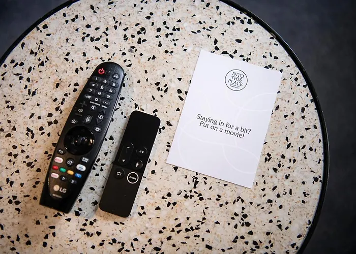 Churchill 2Br By Daniel&Jacob'S *