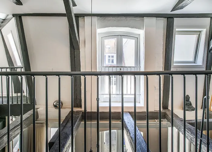 Churchill 2Br By Daniel&Jacob'S