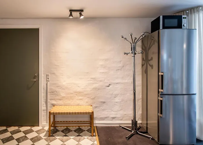 Churchill 2br By Daniel&jacob's