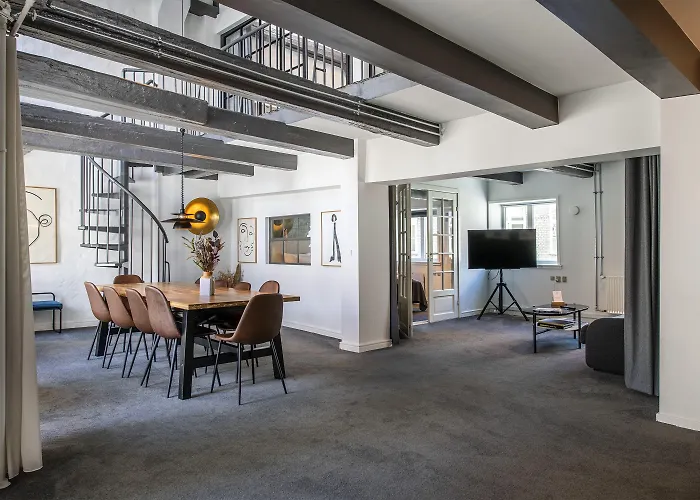 Churchill 2br By Daniel&jacob's *